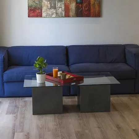 Luxury 2 Bdrm 10' Minutes Walk From The Acropolis Apartment *