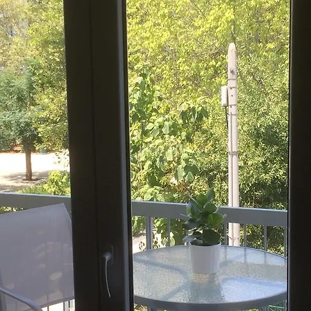 Luxury 2 Bdrm 10' Minutes Walk From The Acropolis