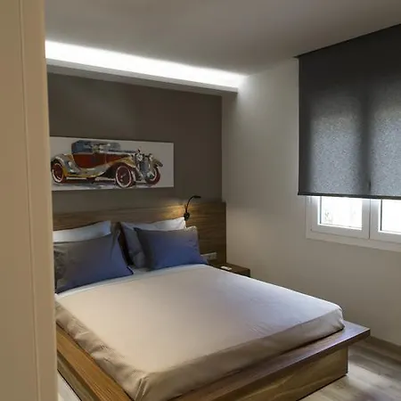 Luxury 2 Bdrm 10' Minutes Walk From The Acropolis *